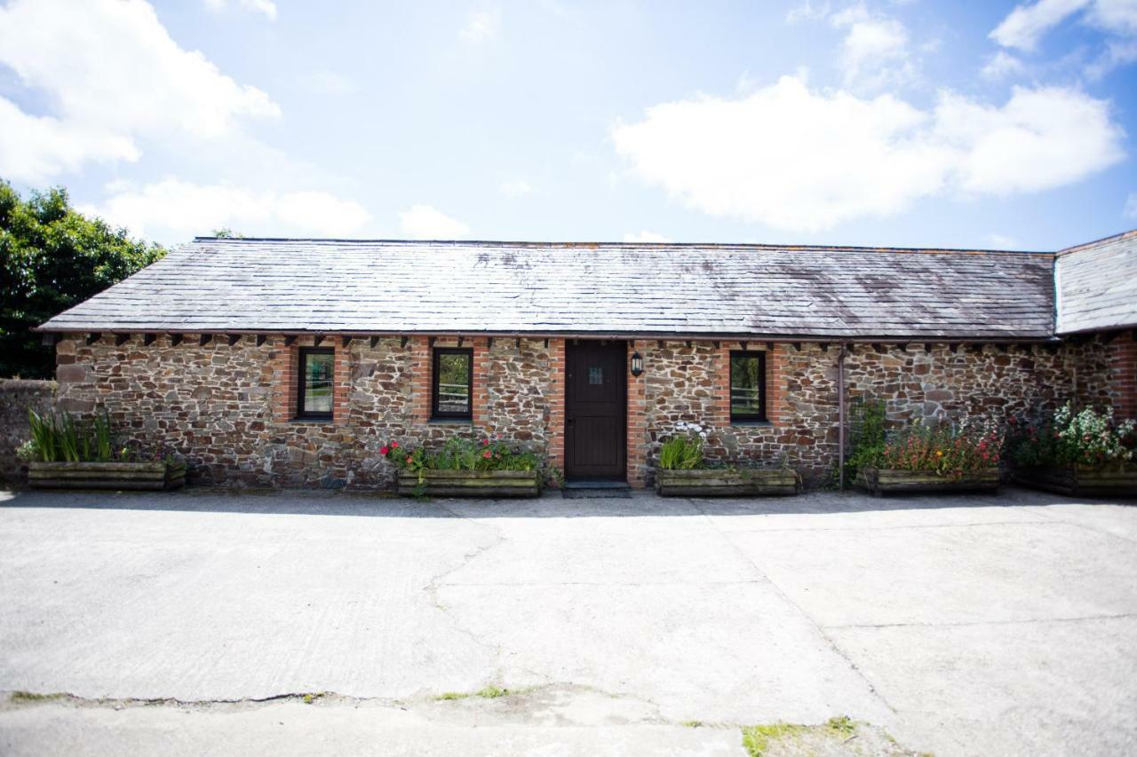 Sharlands Farm Holiday Cottages Bude Exterior photo